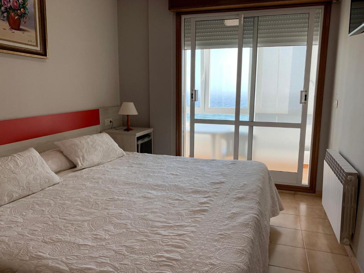 Hotel Playa Cangas do Morrazo Bagian luar foto