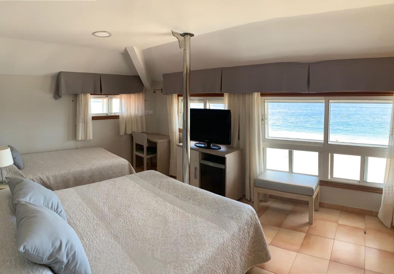 Hotel Playa Cangas do Morrazo Bagian luar foto