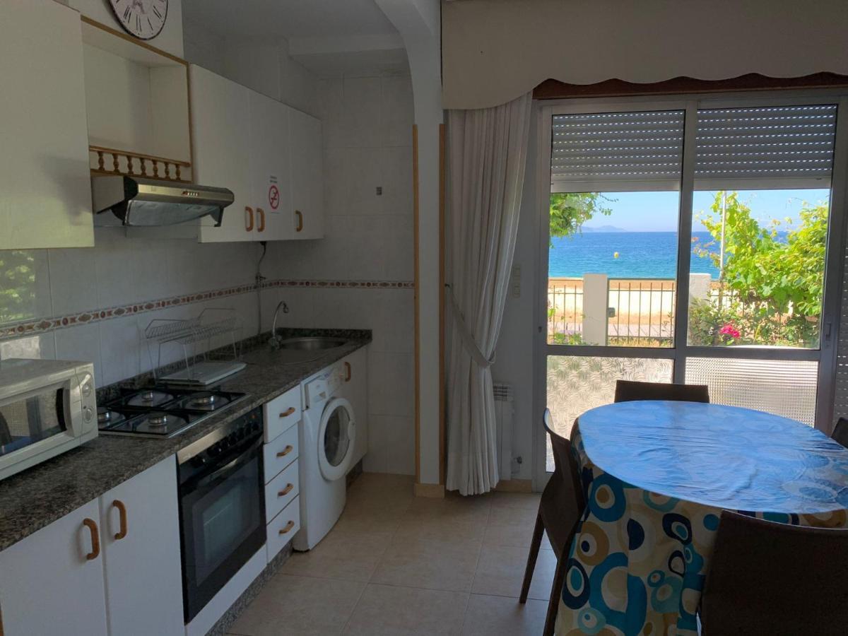 Hotel Playa Cangas do Morrazo Bagian luar foto