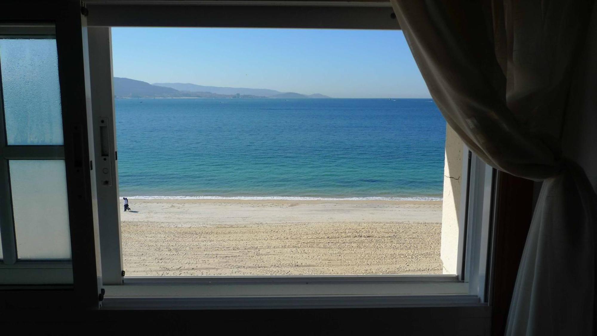 Hotel Playa Cangas do Morrazo Bagian luar foto