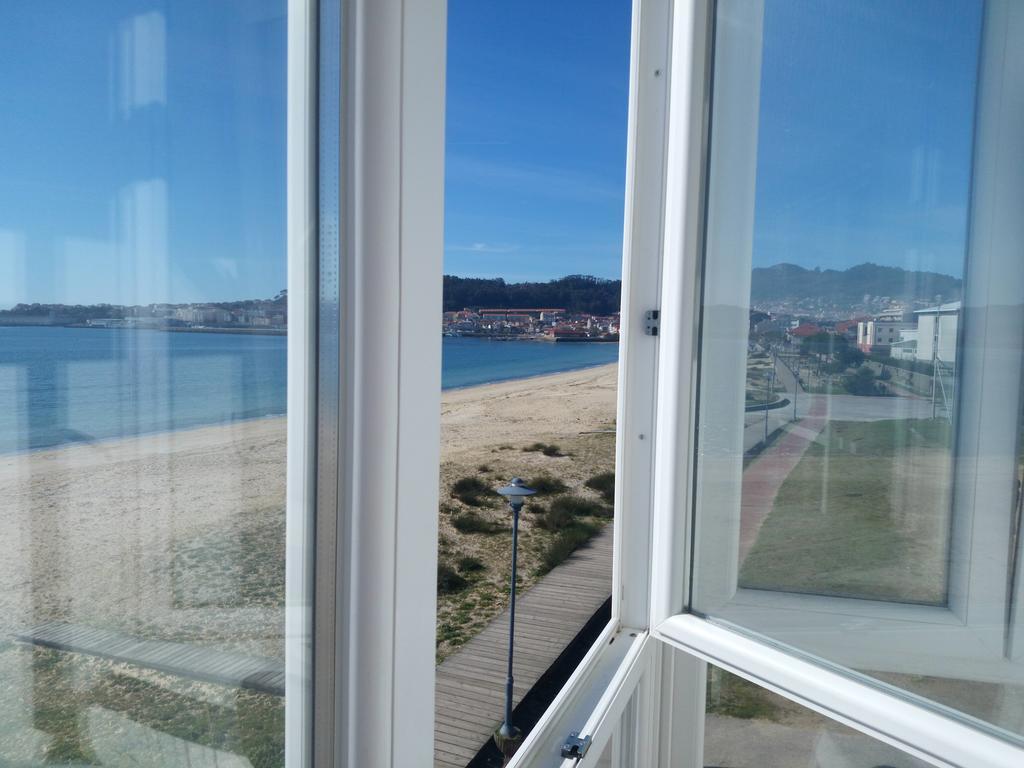 Hotel Playa Cangas do Morrazo Bagian luar foto