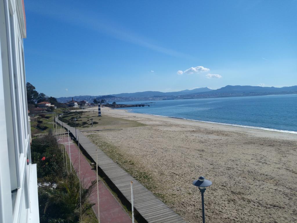 Hotel Playa Cangas do Morrazo Bagian luar foto