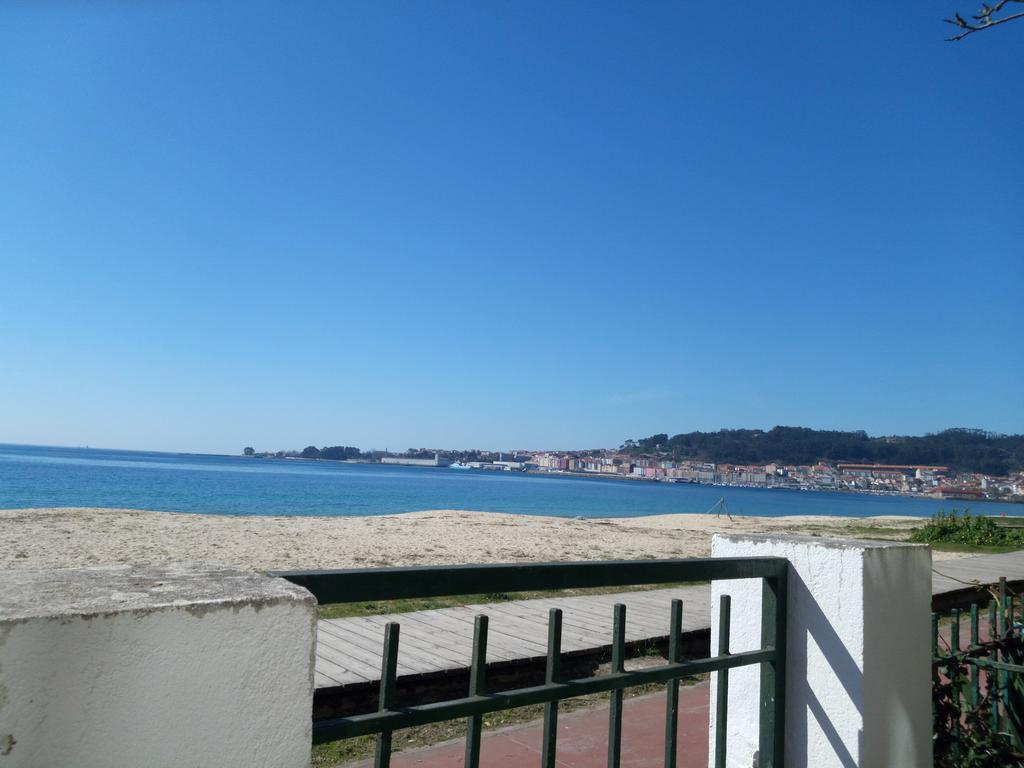 Hotel Playa Cangas do Morrazo Bagian luar foto