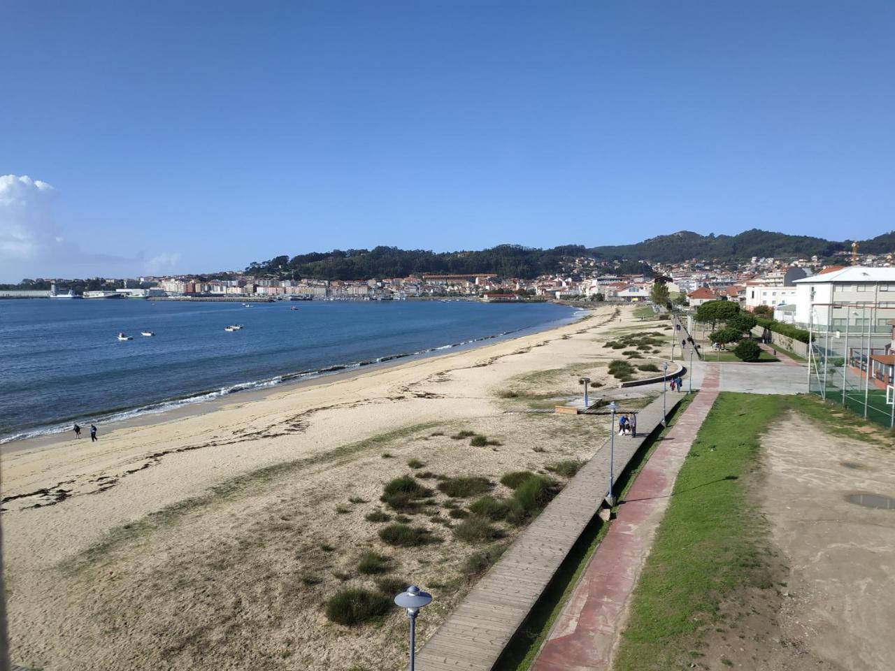 Hotel Playa Cangas do Morrazo Bagian luar foto