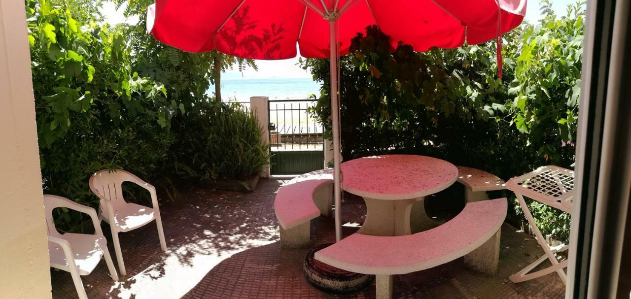 Hotel Playa Cangas do Morrazo Bagian luar foto